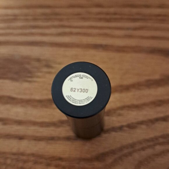 Lancome French Touch 196 Lipstick New - Picture 3 of 3